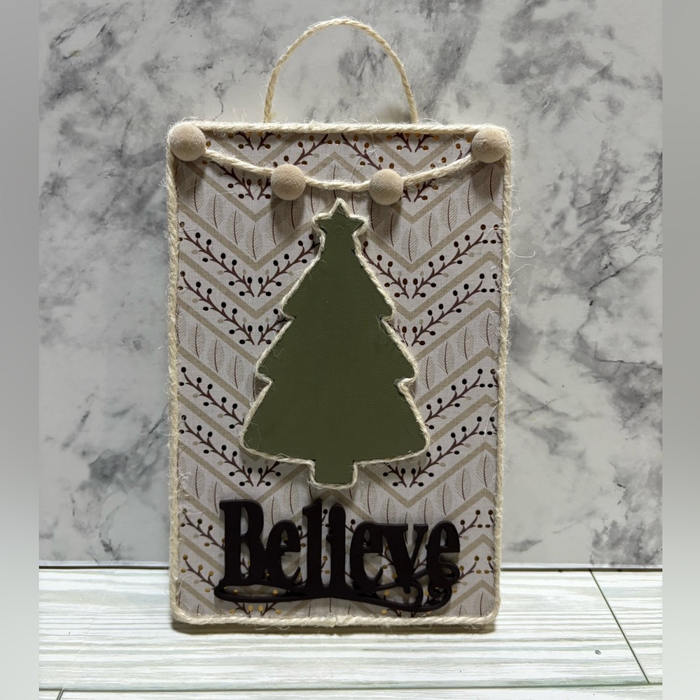 Handmade Holiday Wall Hanging with Green Tree Design